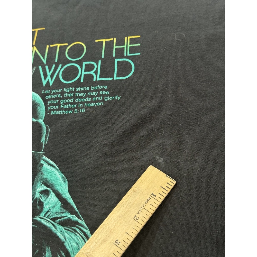 Jesus T Men's XL Be A Light Unto The World Matthew 5:16 Statue of Liberty Black - Picture 3 of 10